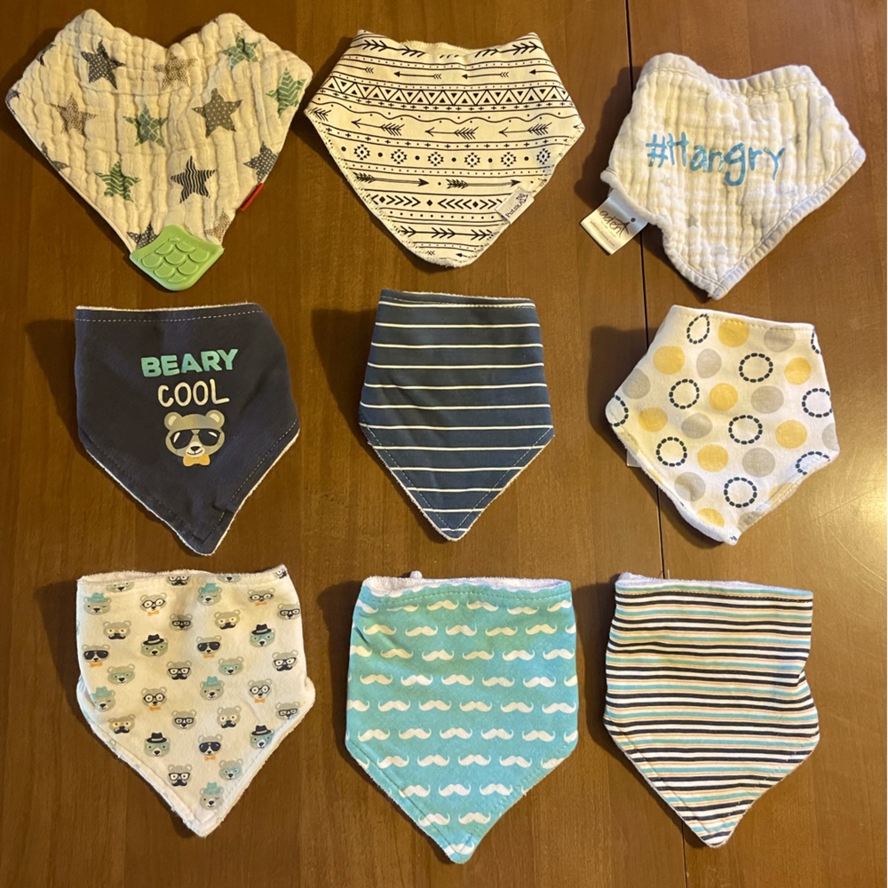 Bundle of 9 small triangle cloth baby bibs